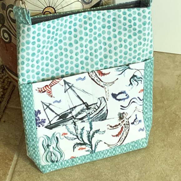 Handmade Aqua Cotton Crossbody Bag with Lining and Magnetic Snap Closure - Picture 6 of 9